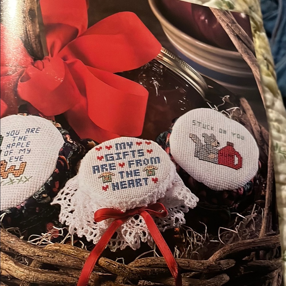 Cross Stitch Magazine Collection - Picture 3 of 16